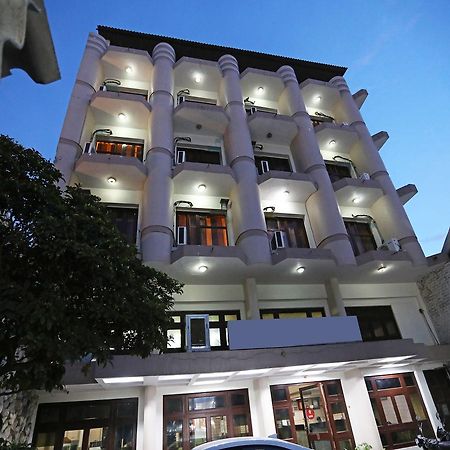 Oyo 9713 Hotel Regency Аджмер Екстериор снимка