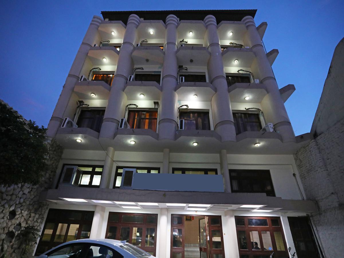 Oyo 9713 Hotel Regency Аджмер Екстериор снимка